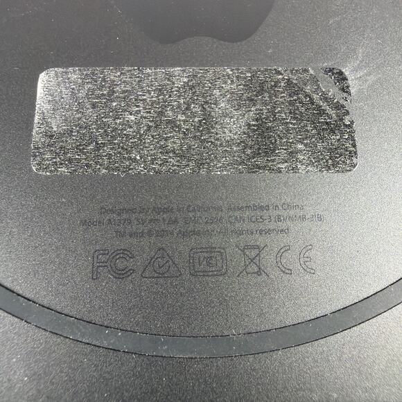 Apple USB SuperDrive MD564LL/A – A1379 External DVD-RW/CD-RW Tested - Picture 5 of 6